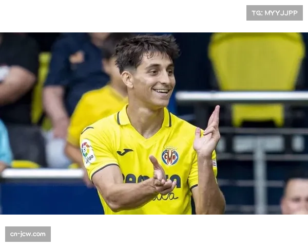 比利亚雷亚尔防线核心弗伊斯跟腱受伤,防守质量恐下滑 比利亚雷亚尔防线核心弗伊斯跟腱受伤,防守质量恐下滑